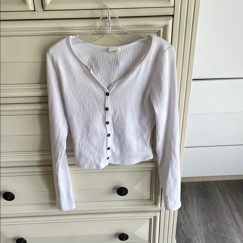 Bozzolo Cream Long Sleeve Fitted Crop Top